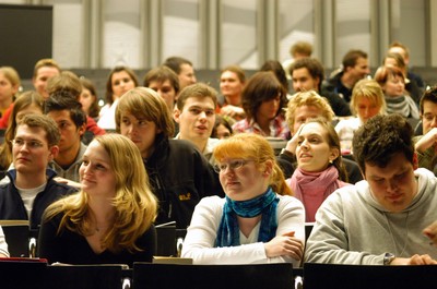 Studierende im Hörsaal